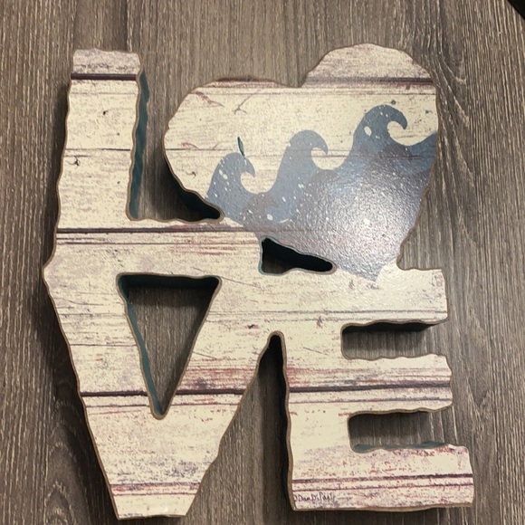 Wooden Nautical Love Sign Beach Decor - Picture 6 of 13